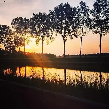 Een Briesje Aan Zee Holiday home *
